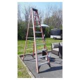 Werner Fiberglass 10ft Step Ladder seller is N3