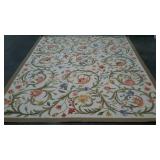 Area rug, nice floral pattern, 7