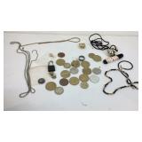 Foreign coins mini lock with keys, and a couple