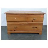 Pine toy or blanket chest, needs new knobs,