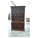 Pennsylvania House China Closet, 2pc unit, top