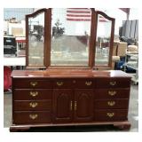 Kincade dresser with tri-fold mirror, needs