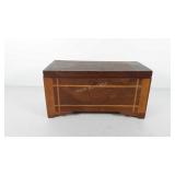 Hope chest, 6" x 7" x 13.5"