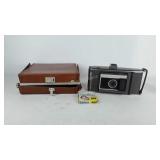 Polaroid camera, land camera model J66, with