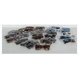 Sunglasses lot. Lots of designs. Most are factory