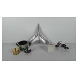 Mixed group, includes Ponderosa Ranch tin cup,