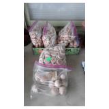 Wooden pegs, knobs, finals, etc.