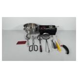 Kitchenwares, includes strainer, measuring cups,