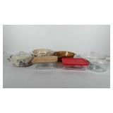 Box of kitchenwares, includes cuisinart, pyrex,