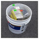 Bucket of 17 used 20in steel chains