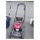 Honda Pushmower, HRX 217, self propelled, rear