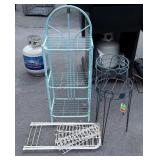 4pc Outdoor planter Stands lot