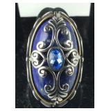 Size 8 lapis lazuli and Austrian crystal gold ion