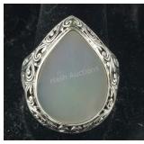 Size 11 Sterling mother of pearl ring new with