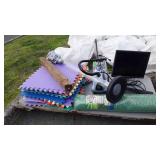 Skid meter style Bank, foam pad interlocking,