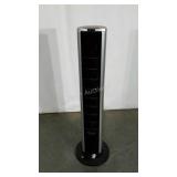 Bionaire tower fan, powers on