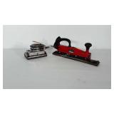 Air Sanders. Not tested. One is a Duramatic