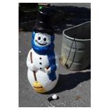 Frosty the Snowman Poly yard ornament missing his