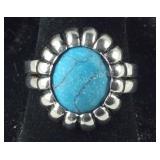 Size 6 silvertone ring with removable cabochons