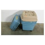 Stack and store plastic containers with lids, 4