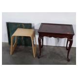 3pc Small Home Furnishings lot, end table, wood