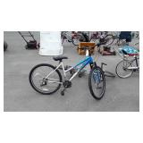 Next 26" bike needs breaks