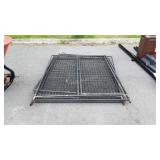 Outdoor dog kennel, there are six panels each