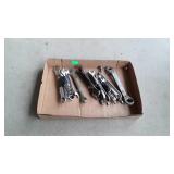 Box flat of wrenches