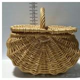 Nice storage basket with lid