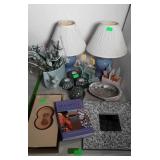 Home decor - Vanity lamps with shades, wall decor