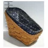 1996 Longaberger small vegetable basket with