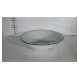 White enamel wash bowl. Has a few rust spots. 15"