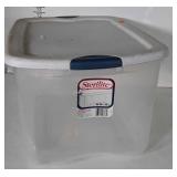Sterlite 66qt storage tote