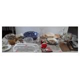 Miscellaneous Decor group, pictures in frames,
