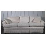 Henredon Furniture. Sofa, formal style off white