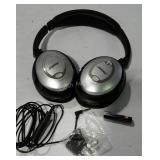 Bose QuietComfort 15 acoustic noise canceling