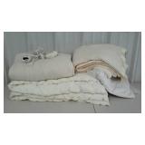 Bedding. Duvet (6