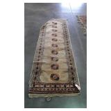 Rug. Runner type wool rug, 32x96", needs cleaned