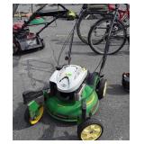 John Deere Pushmower, JS63C, self propelled, 11"