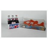 Nascar items, includes six pack of Richard