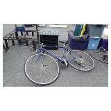 Bike, Bianchi Axis, Front wheel needs reattached