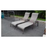 2 patio lounge chairs