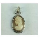 Sterling cameo pendant 20x15mm new with gift box