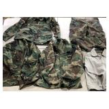 Two Army camo jackets, set of BDUs, all size