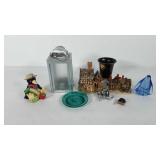 Mixed group, includes art glass penguin,