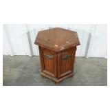 End table, project piece, needs some attention as