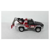 Toy, tonka towing truck, 11.5"