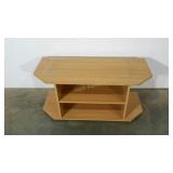 TV stand, 17" tall