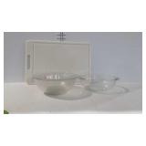 Kitchenware: nested set of glass Pyrex bowls,