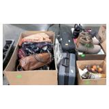 Skid lot: handbags, shoes, luggage, textiles,